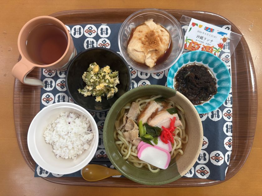 沖縄ランチ